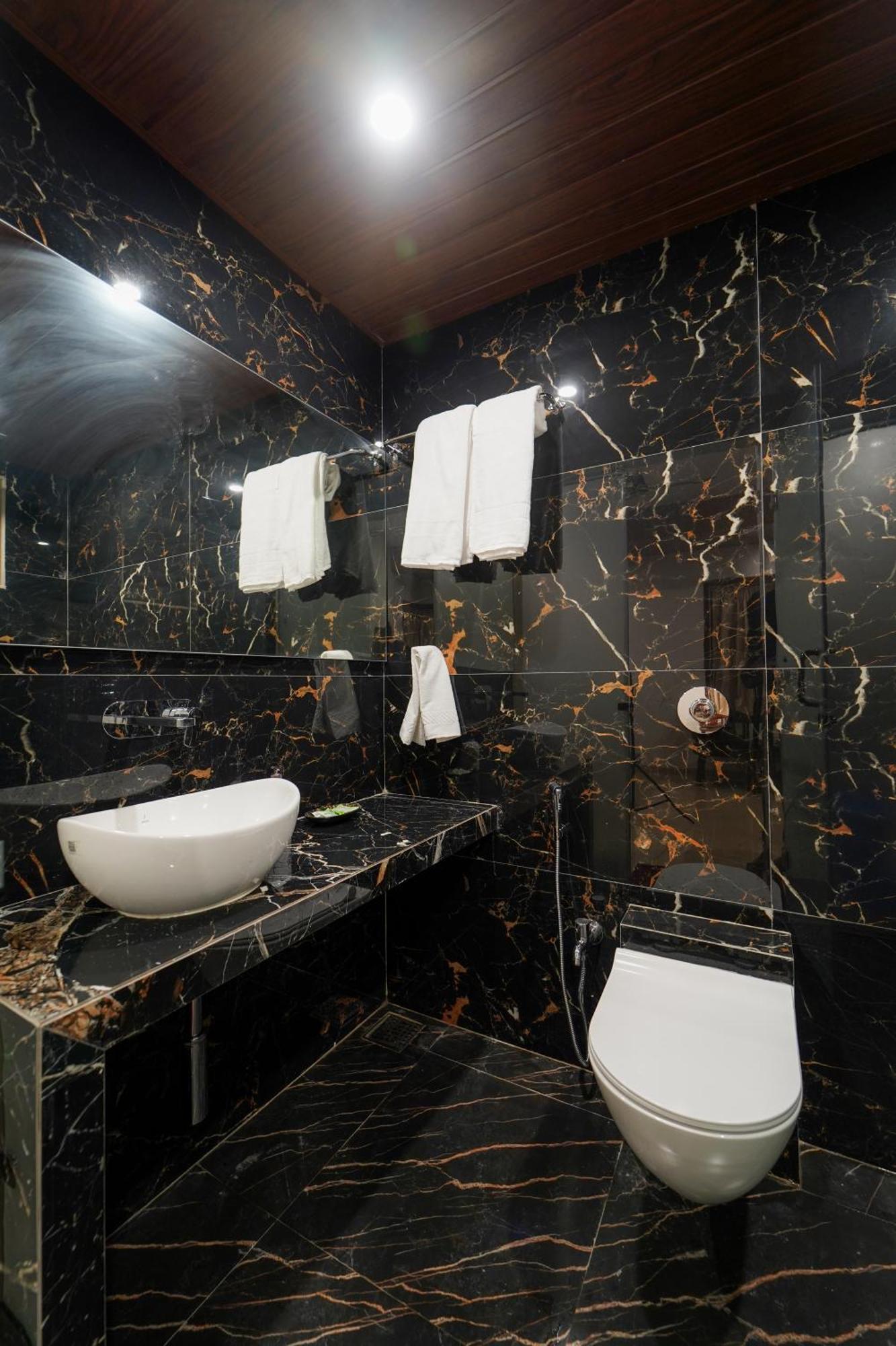 Hotel Bright Star Mahābaleshwar Екстериор снимка