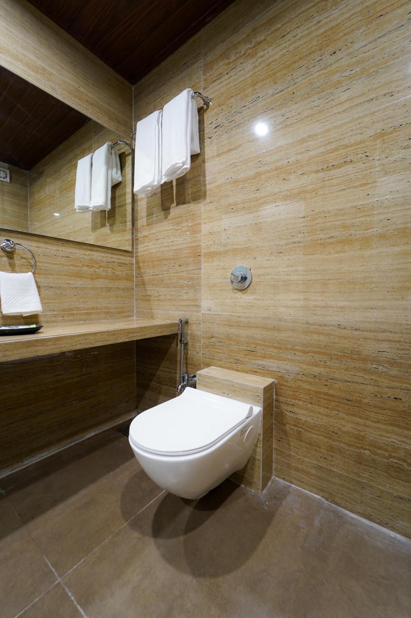 Hotel Bright Star Mahābaleshwar Екстериор снимка