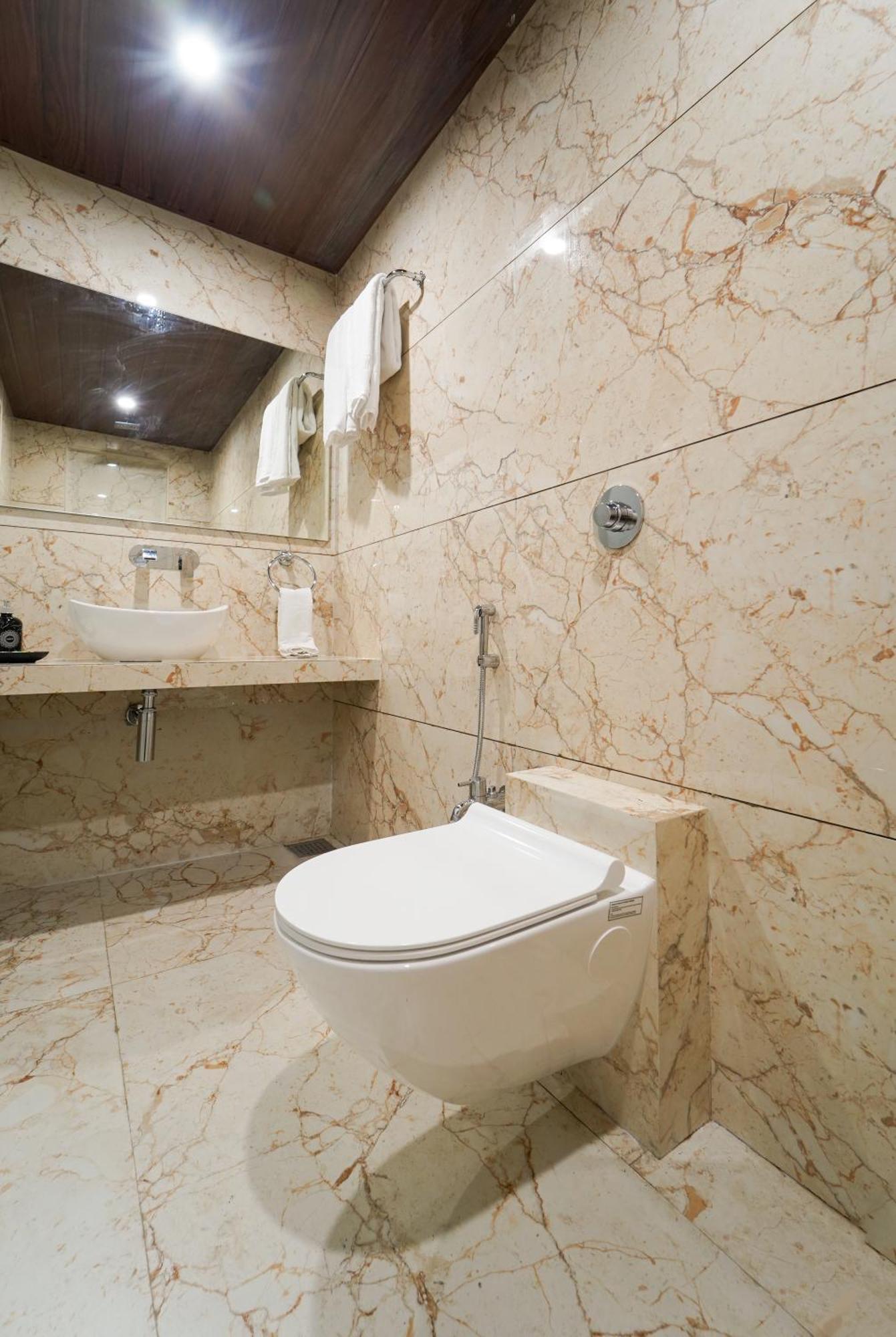 Hotel Bright Star Mahābaleshwar Екстериор снимка