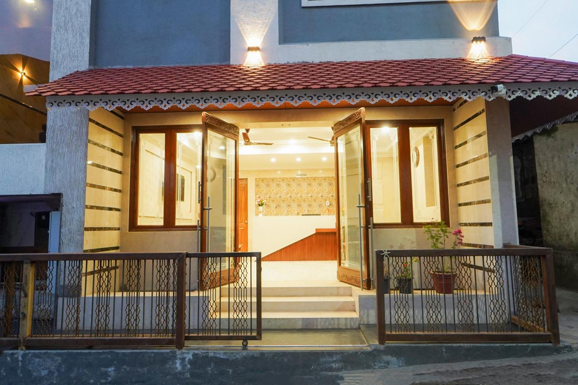 Hotel Bright Star Mahābaleshwar Екстериор снимка